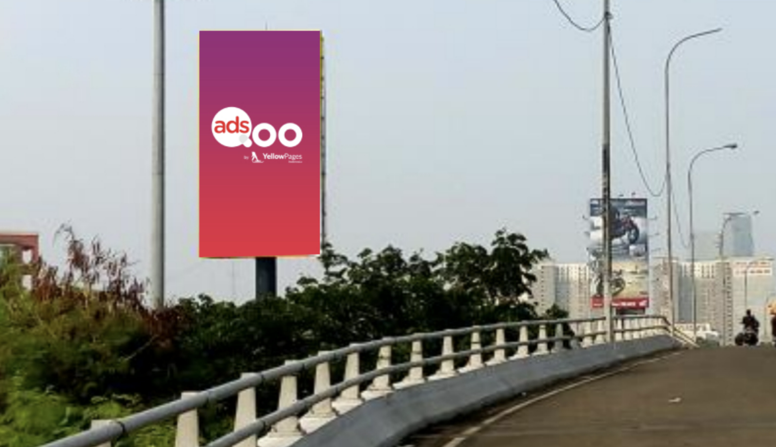 Billboard Depan ITC Cempaka Mas, Jakarta